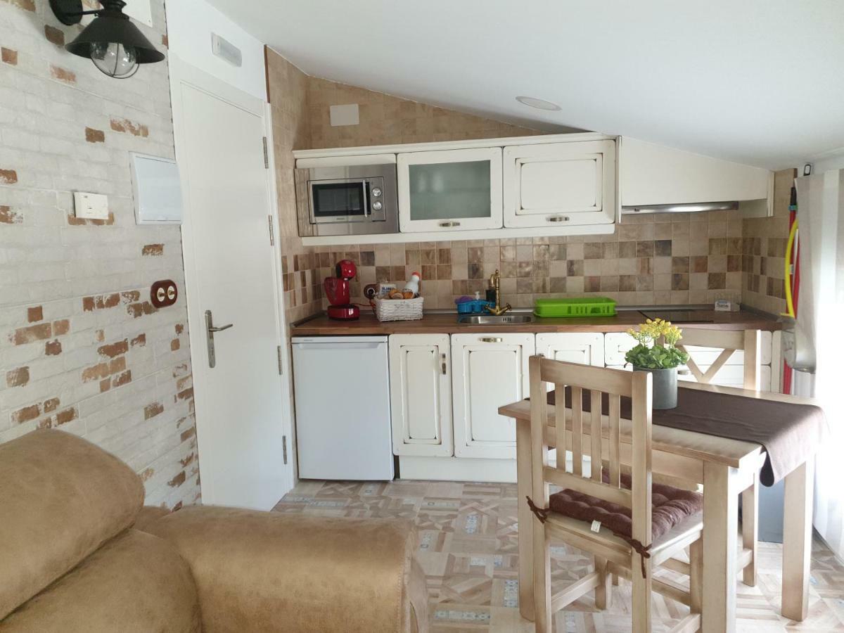 Apartamentos Hostal Cabanas Carboneras de Guadazaón Dış mekan fotoğraf