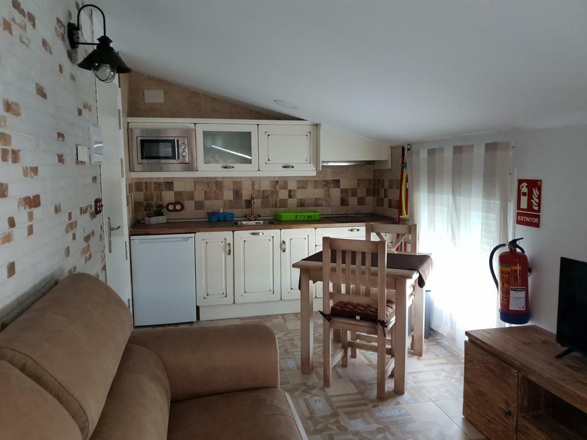 Apartamentos Hostal Cabanas Carboneras de Guadazaón Dış mekan fotoğraf
